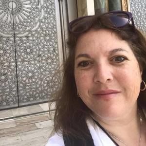 Meet your Posher, Elizabeth